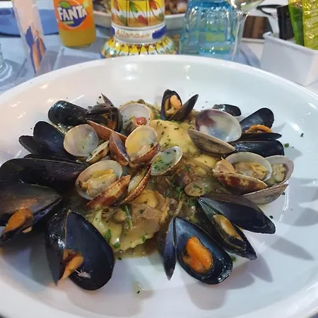 לינה וארוחת בוקר Marcello&core 4*